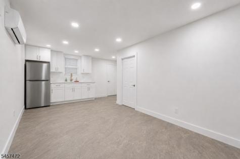 393 E 30th Street Paterson NJ 07504