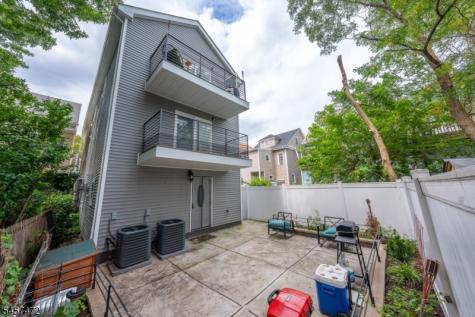 393 E 30th Street Paterson NJ 07504