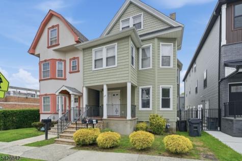 74 Hamilton Street East Orange NJ 07017