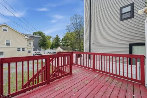 74 Hamilton Street East Orange NJ 07017