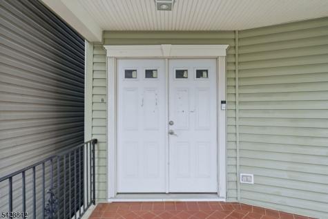 74 Hamilton Street East Orange NJ 07017