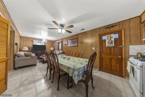 347 Manor Court Lyndhurst NJ 07071