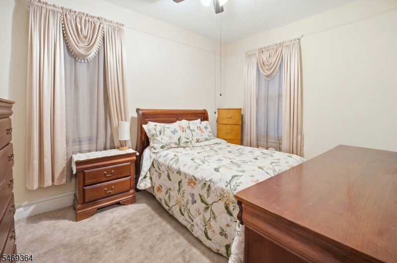 160 S 10th Street Newark NJ 07107