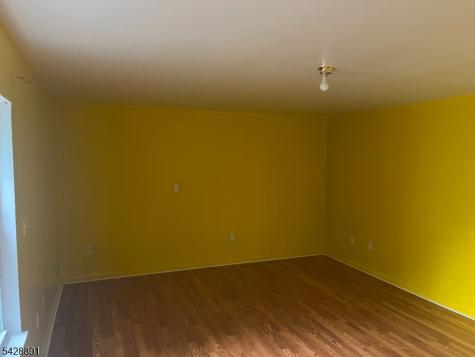 896 S 16th Street Newark NJ 07108