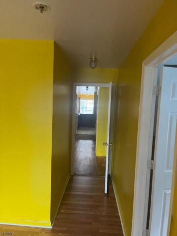 896 S 16th Street Newark NJ 07108