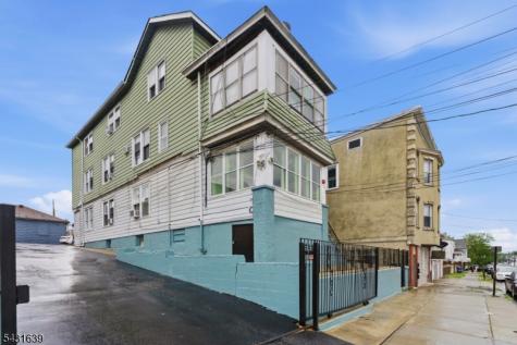 215 E 16th Street Paterson NJ 07524