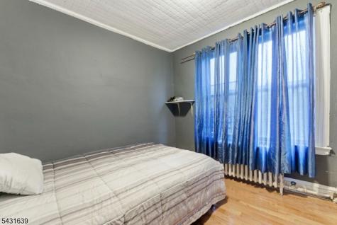 215 E 16th Street Paterson NJ 07524