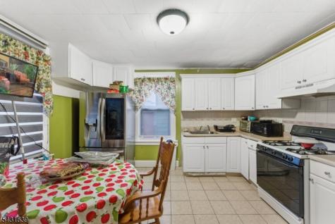 215 E 16th Street Paterson NJ 07524