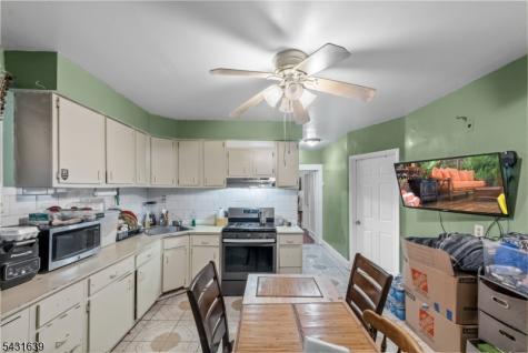 215 E 16th Street Paterson NJ 07524