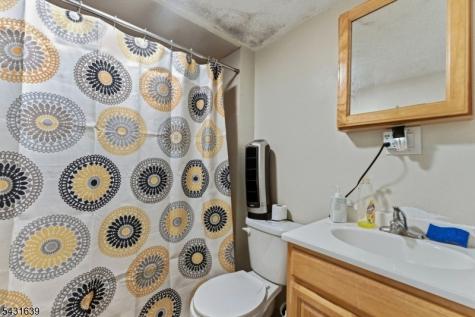 215 E 16th Street Paterson NJ 07524