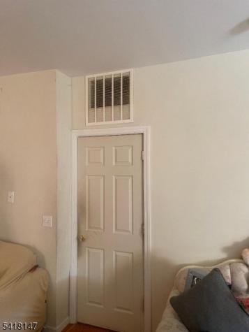 123 Seymour Avenue Newark NJ 07108