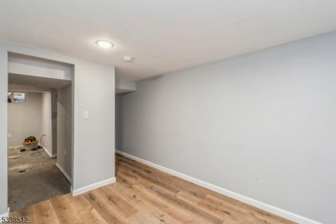 72 Sunset Avenue Newark NJ 07106