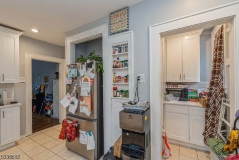 72 Sunset Avenue Newark NJ 07106