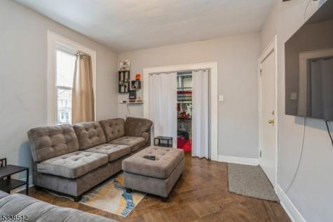 72 Sunset Avenue Newark NJ 07106