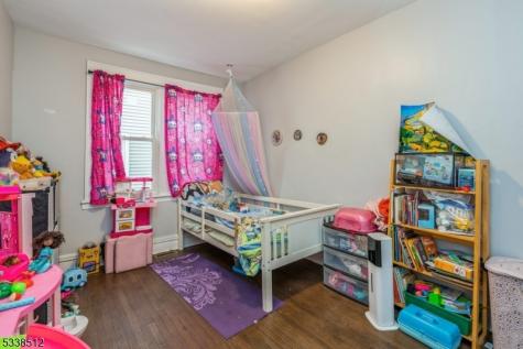 72 Sunset Avenue Newark NJ 07106