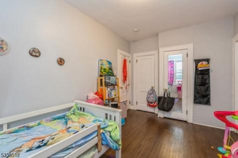 72 Sunset Avenue Newark NJ 07106