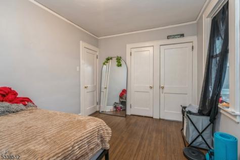 72 Sunset Avenue Newark NJ 07106