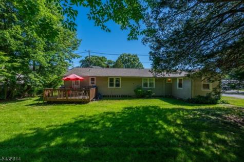 67 Stuyvesant Court Clifton NJ 07013