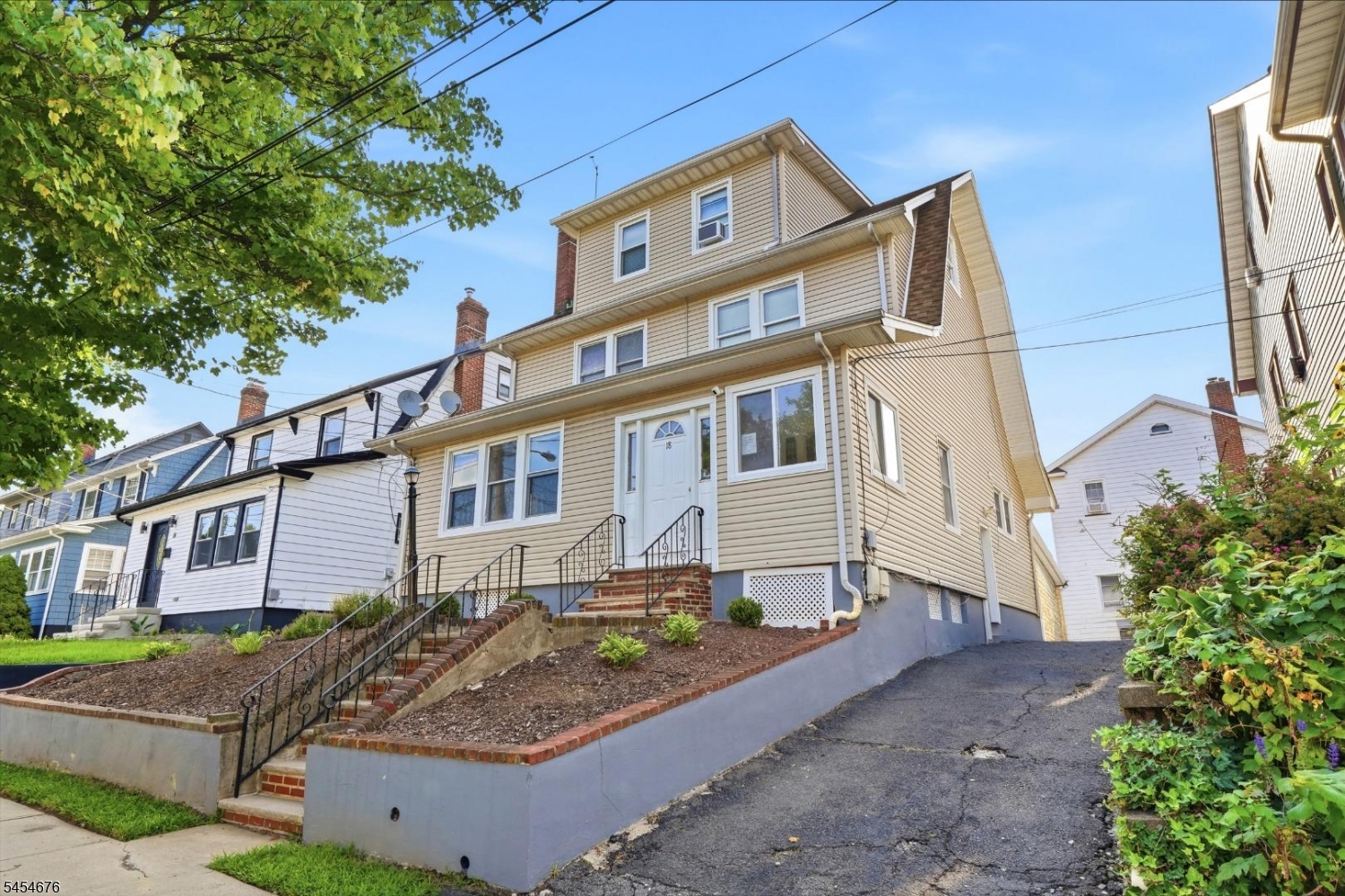18 Winfield Street West Orange NJ 07052
