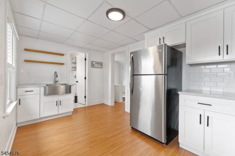 18 Winfield Street West Orange NJ 07052