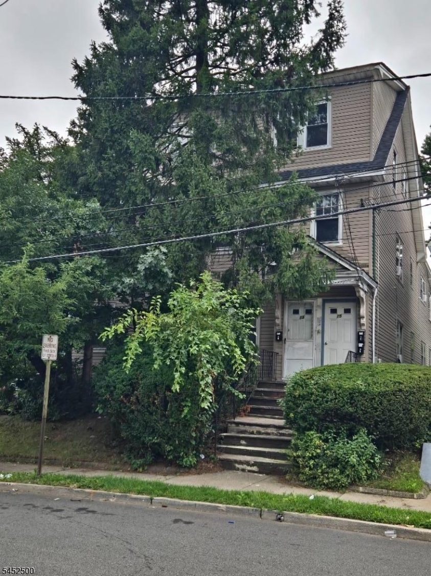 13 Fuller Place Irvington NJ 07111