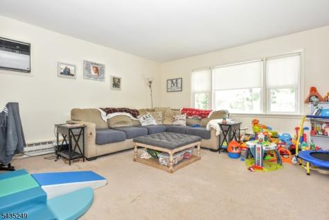 51 Charles Street Dumont NJ 07628