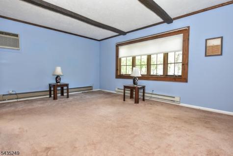 51 Charles Street Dumont NJ 07628