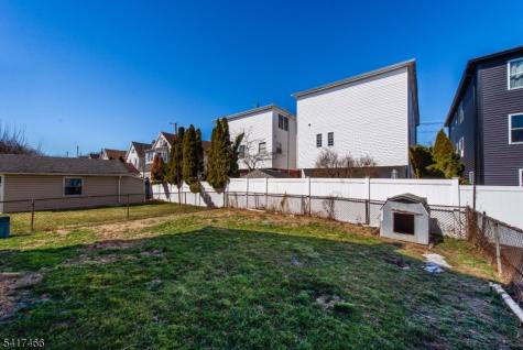 729 Eaton Street Elizabeth NJ 07202