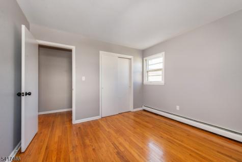 729 Eaton Street Elizabeth NJ 07202