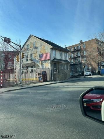 223 W Broadway Paterson NJ 07522