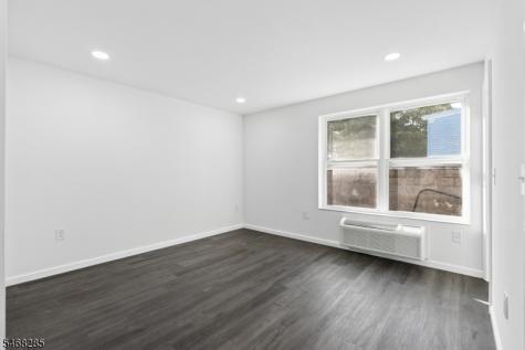 346 11TH Avenue Paterson NJ 07514