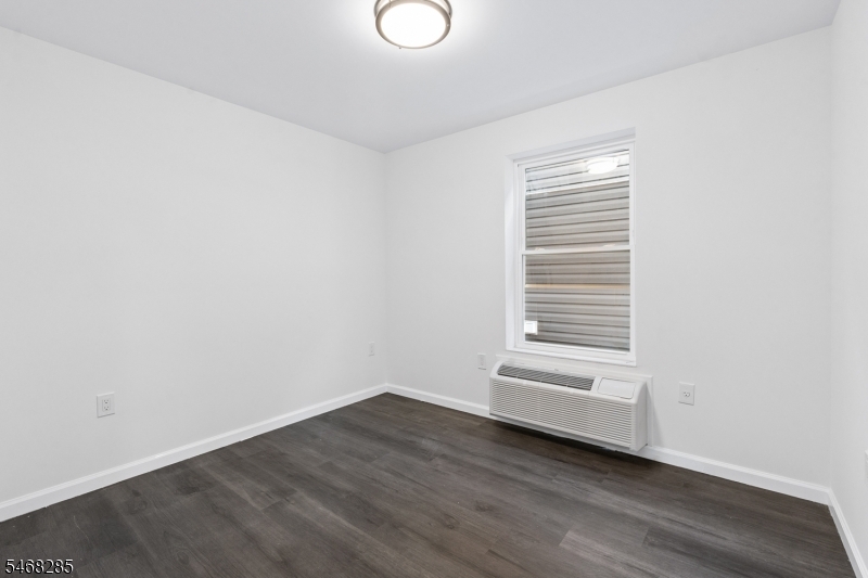 346 11TH Avenue Paterson NJ 07514
