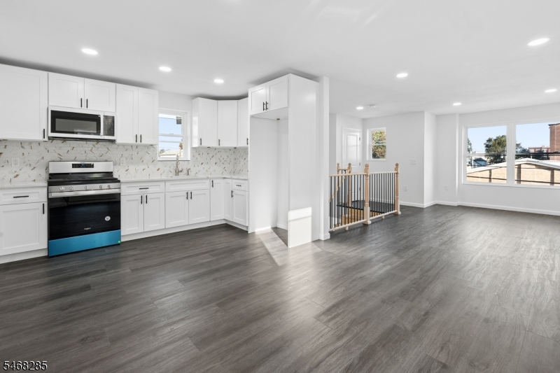 346 11TH Avenue Paterson NJ 07514