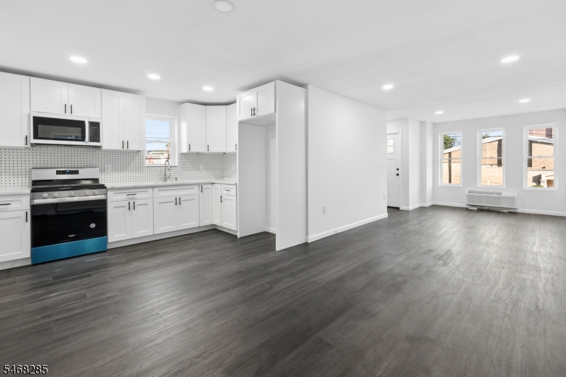346 11TH Avenue Paterson NJ 07514