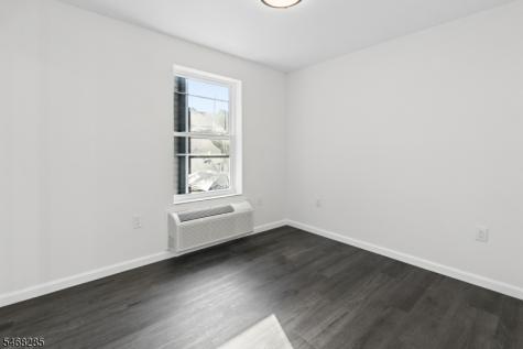 346 11TH Avenue Paterson NJ 07514