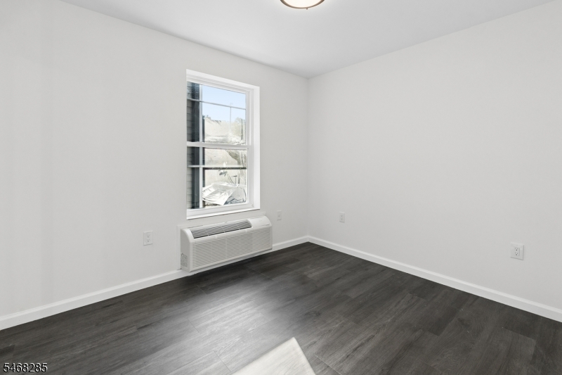 346 11TH Avenue Paterson NJ 07514