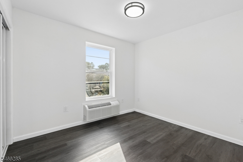 346 11TH Avenue Paterson NJ 07514