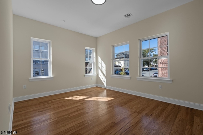 348 N 7th Street Newark NJ 07107