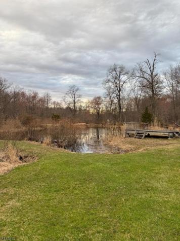 73 Featherbed Lane Raritan NJ 08822