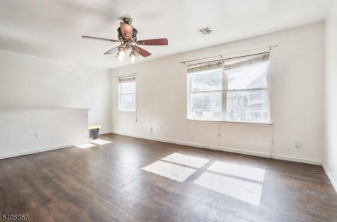 63 Hobson Street Newark NJ 07112