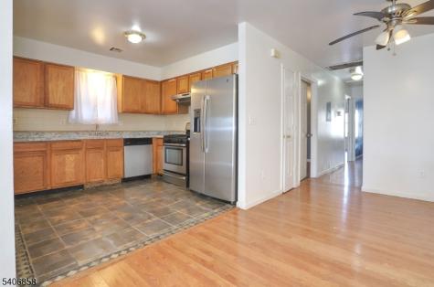 63 Hobson Street Newark NJ 07112