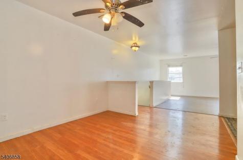 63 Hobson Street Newark NJ 07112