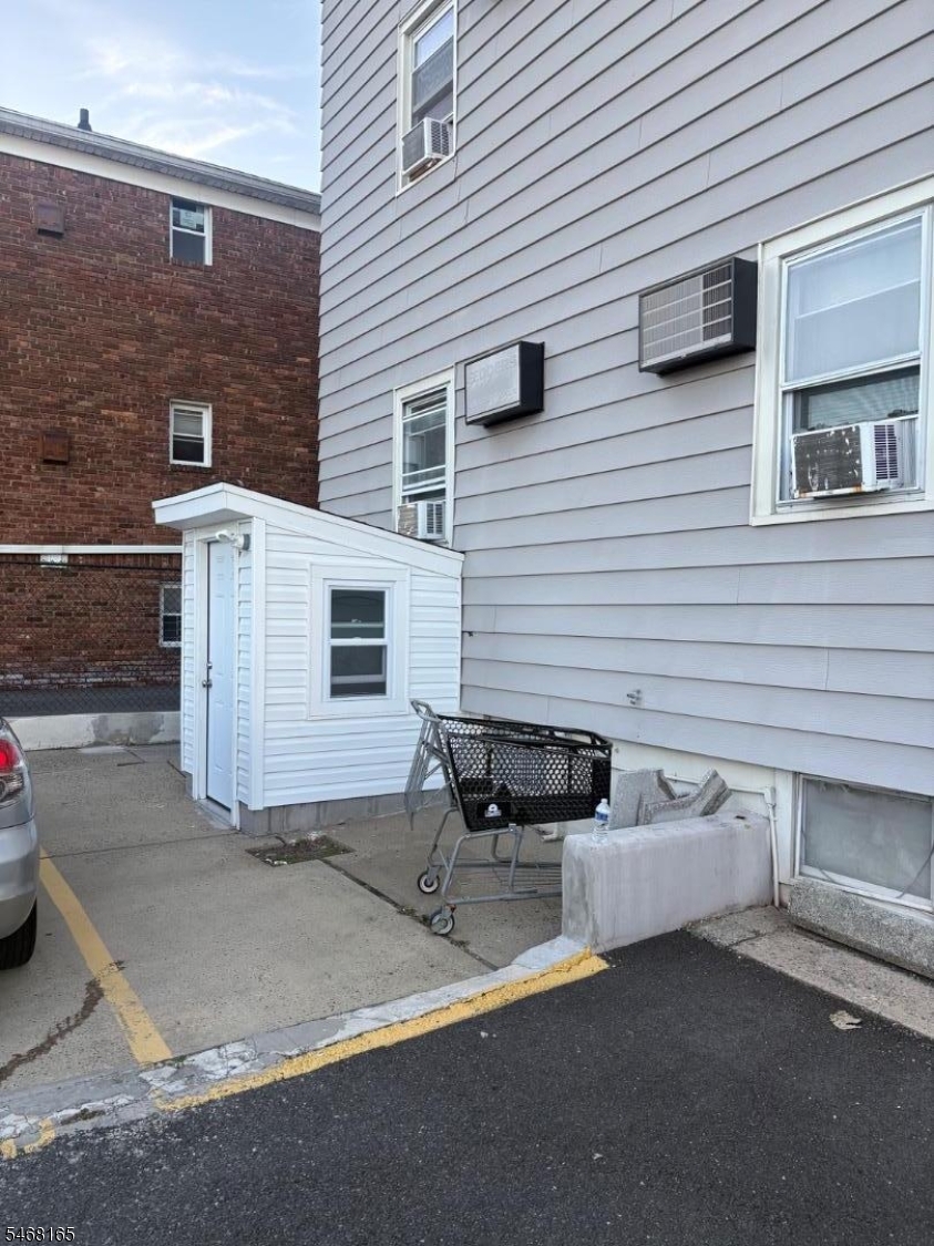 812 W Grand Street Elizabeth NJ 07202