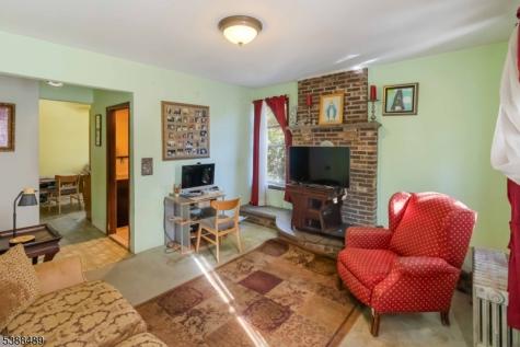 27 Grant Street Montclair NJ 07042