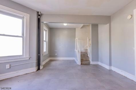 144 Steuben Street East Orange NJ 07018