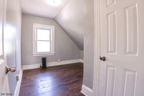 144 Steuben Street East Orange NJ 07018