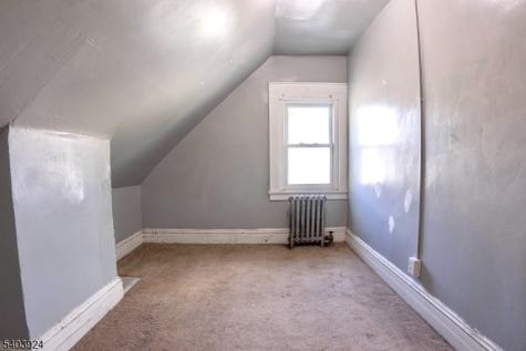 144 Steuben Street East Orange NJ 07018