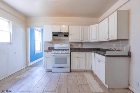 144 Steuben Street East Orange NJ 07018