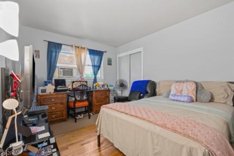 65 Miller Avenue Elmwood Park NJ 07407