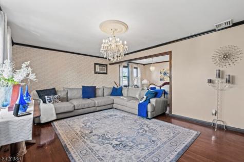65 Miller Avenue Elmwood Park NJ 07407